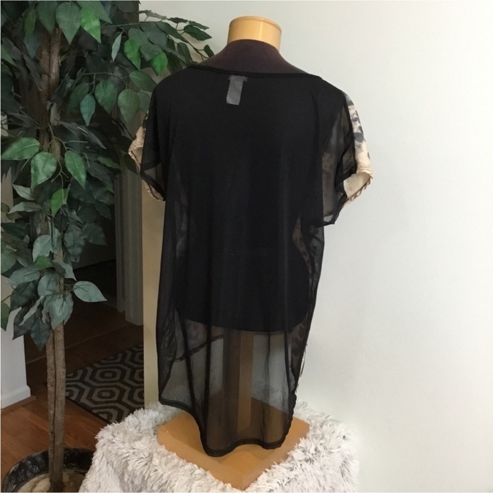 Deb hi Lo embellished hi Lo scoop neck blouse Woman’s 3X lightweight - Picture 3 of 15